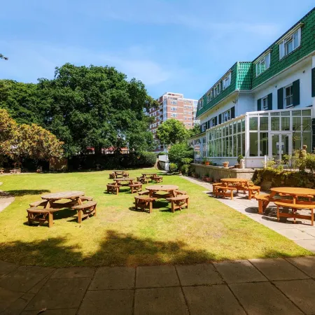 The Grove Hotel