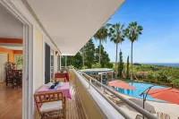Luana Inn