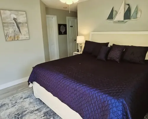 King Suite - Golf - Free Beach Pass - Pond View - Coffee bar - Child friendly Hotels in Murrells Inlet