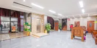 Home Inn Huayi Hotel (Shangqiu Yucheng County Future Avenue)