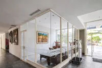 Compact and Warm 2BR at Apartement Skyland City Jatinangor By Travelio - Homestays