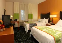Fairfield Inn & Suites Fargo - Bathtub