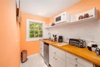 Cozy Chambourcin Cottage at Willow Creek Winery - Homestays