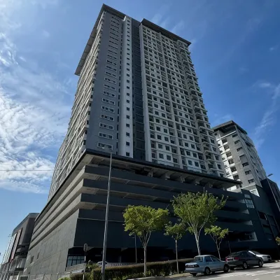 #DP4, Comfy Park View Stay Above DPulze Mall Hotels near UNITEN Mosque