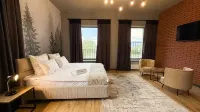 Avenue Hotel
