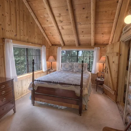 Zephyr Cabin 3 Bedroom Home by RedAwning