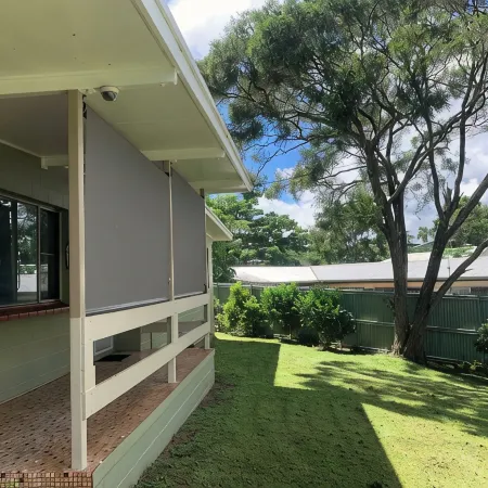 Central and Tidy 3 Bedroom house - Pet Friendly!