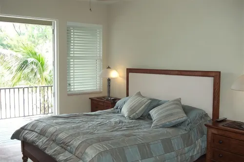 Gorgeous Home July Specials Check it Out, Heated Pool and Spa, Elevator