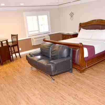 Dynasty Suites Hotel Rooms