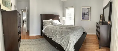 Sunny Modern Huge 3 bed 2 bath, 15 mins to downton NYC - 2-Star