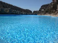 Caves Beach Resort Adults Only - pantai