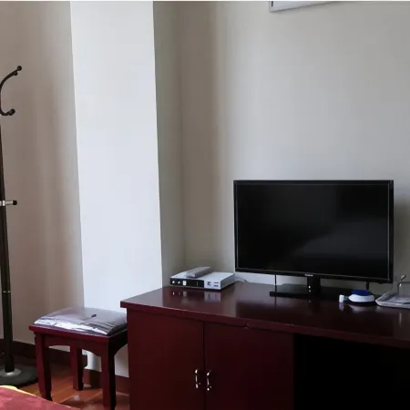 Baoshan Yulin Hotel