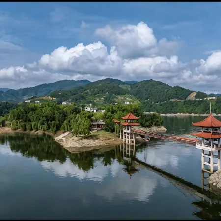 XINJI Hotel