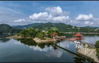 馨際·設計師酒店（安康火車站漢江公園店） - 山景