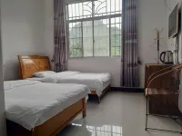 Libo Maolan Yuyue Summer Resort - Rumah Pertanian