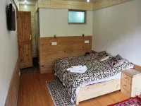 Hotel Himalaya House Pahalgam - Pet friendly