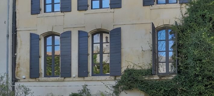 Charming apartment in historic building Hotels in Arles