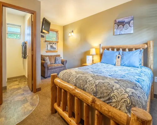 Dodge Peak Lodge Hotels in Boundary County