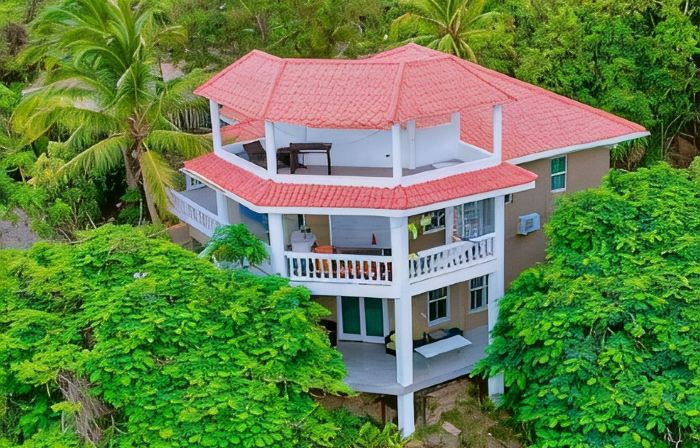 Vacation home in Roatan