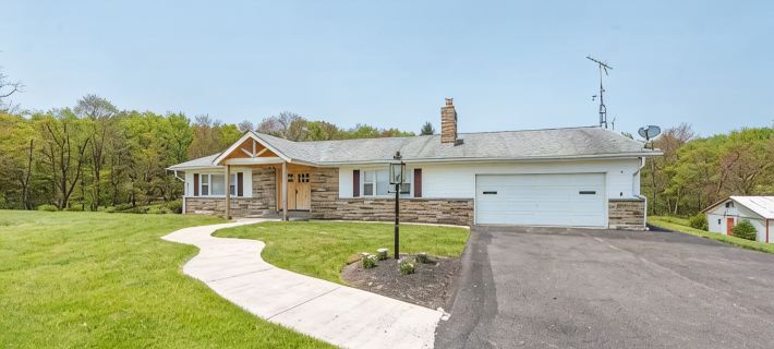 Charming 3-bedroom house with WiFi and AC in superb Accident.Deep Creek Lake Hotels in Garrett County