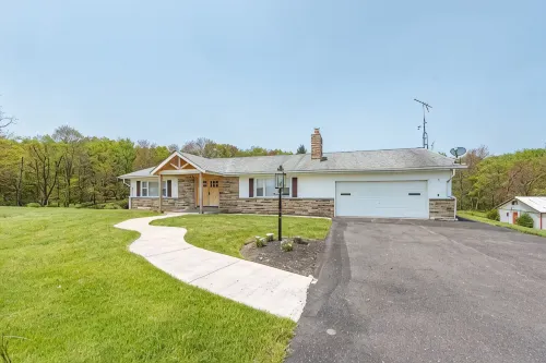 Charming 3-bedroom house with WiFi and AC in superb Accident.Deep Creek Lake - 4-Star