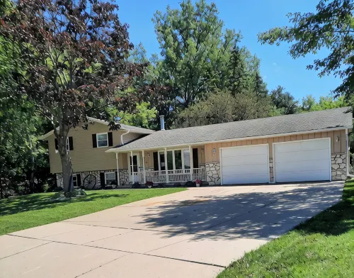 Charming 3-bedroom house in Green Bay 14 mins from Lambeau Field!