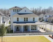 The Kentwood- A Luxury Home in Baton Rouge- minutes from LSU and downtown!