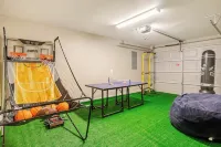 The Perfect Knox 3BR Family Getaway -- With Fitness & Arcade Room - 4-Star