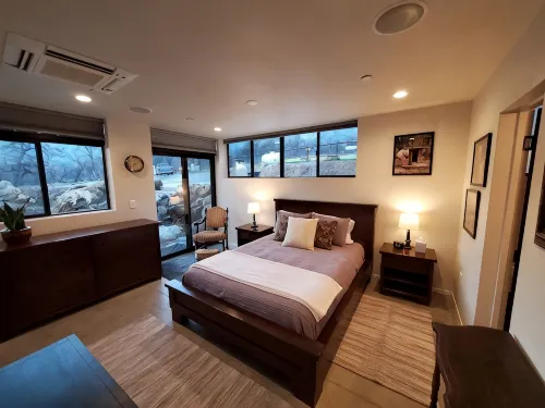 Matanah Meadows Farm, House Great for 2 Families, Sequoia National Park and Farm