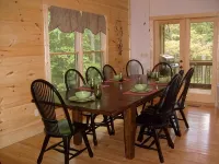 6  Bedrooms, 3 1/2 Baths, WiFi, Dog Friendly, Pool Table, Hot Tub, Fire Pit Hotels in Ellijay