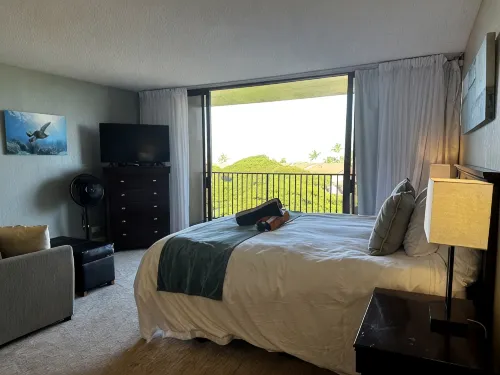 Ocean view designer studio on Kaanapali