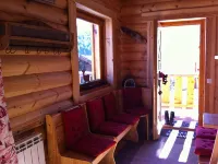 authentic Scandinavian log cabin - Homestays