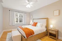 Modern Spacious 3BR Oasis <15 min to PATH - 4-Star