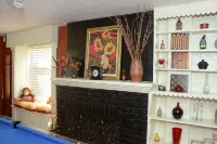 Historic Century Home on Chardon Square - 3-Star