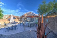 Heated Salt Water Pool Putting Green BBQ 4 Tv's - Homestays