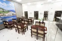 Ray Hotel