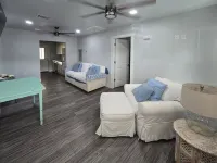 Charming 3-bedroom cottage in serene Aransas Pass with AC, WiFi - 3-Star