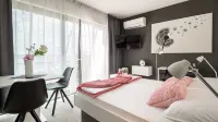 Residence Alpha Apartments - balcony