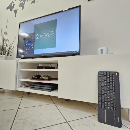 [La Casetta] Bilocale Centrale con Terrazza Parcheggio Gratuito Wifi PS4 Minipc Hoteles en Iesi