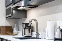 Courtside Cottage - WalkScore 93 - Dog Friendly - บูติค