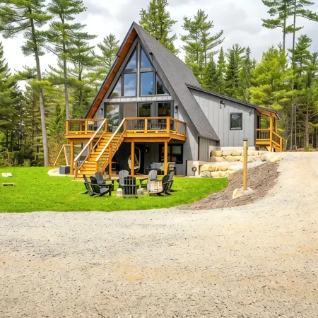 Modern A-Frame~ 9min Sunday River! HotTub! FirePit! Arcade Games! Slps 12