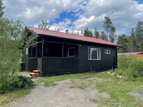 Glacier Peak - A cozy cabin minutes away from Glacier National Park