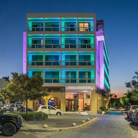 Alexandra Hotel&Apartments
