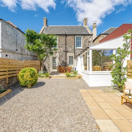 Coulter Cottage - Elie