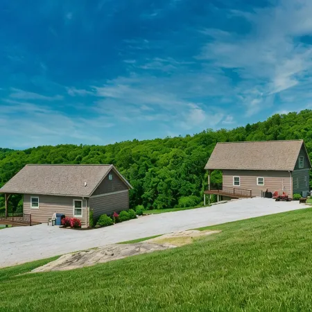 Willow Cottage at Hillside Hideaways-1BR/1BA-Private Getaway in Amish Country