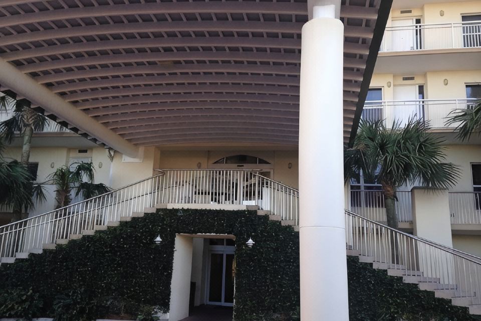 Photo 5 of 6