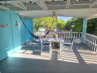 HighTide Guesthouse - 2-Star