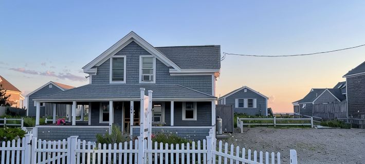 Beachfront on our private beach!  Sea Glass Cottage - Pipers' Shore Hotels in Truro