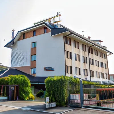 Hotel Galant Hotels near Allianz Stadium