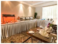 EXECUTIVE SUITES - Condos